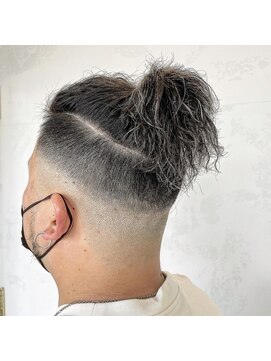 トレイル(Trail) ツイストマンバン　メッシュ　スキンフェード