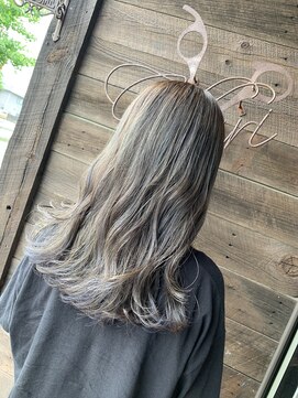 ヘアー クリエイト カルバリ(HAIR CREATE Calbari) ハイライト×アッシュグレー