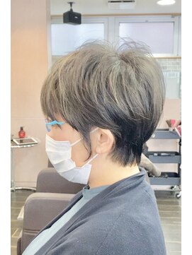 サウンドブイ(sound V) くびれショート×透明感ハイライト