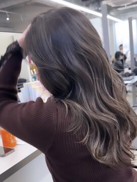 ジルブラン(JIL BLAN) ハイライトバレイヤージュダブルカラー20代30代40代グレージュ