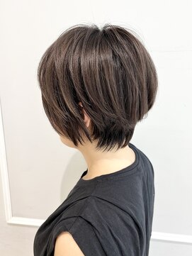 ネオリーブギンザ 銀座店(Neolive GINZA) 前下がりショートボブ　ハイライトカラー　【銀座】福田