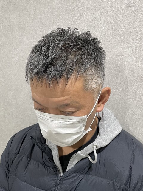 ４０代５０代メンズ髪型白髪ショートヘア～糸ito～HIRO