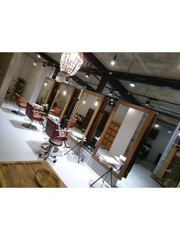 【笠岡】大人女性に大人気のサロンGratia。髪のお悩みを解決し、理想のスタイルを一緒に叶えましょう♪