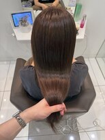 レアリバイケンジ(leali by KENJE)&nbsp;ツヤブラウンカラー×縮毛矯正