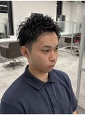 癖毛を活かす メンズ短髪