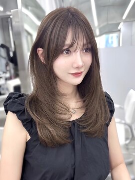 アイヴィ 表参道(IVY) レイヤーカット　髪質改善　韓国　韓国レイヤー　ハッシュカット