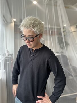 カラ ヘアーサロン(Kala Hair Salon) ハイライトバレイヤージュダブルカラーケアブリーチ20代30代40代