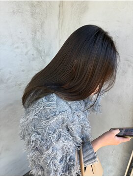 オリーブグレージュ×レイヤー