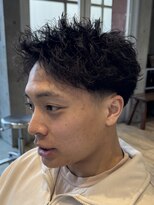 フィフス(fifth)&nbsp;スパイキーパーマ短髪パーマ原宿テーパーフェードメンズショート