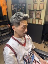 バーバーハマサキ(BARBER HAMASAKI)&nbsp;バーバースタイル、フェザーアップ
