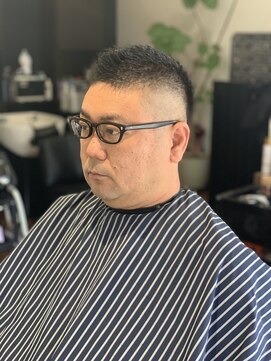 カットクラブロイヤルヴォックス(CUT CLUB ROYALVOX) Fade-cut