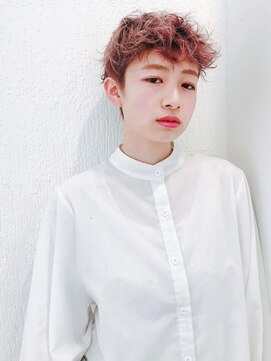 エムスラッシュ たまプラーザ(M.SLASH) ピンクカラー/くせ毛ショート/セシルカット/たまプラーザz