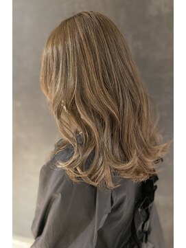 クレールプロデュースドバイロビン(Clair PRODUCED BY ROBIN) 《clairが届ける》抜け感☆オリーブベージュ×ハイライト