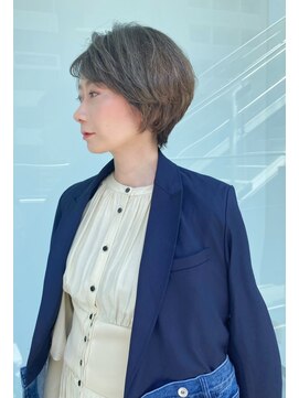 ミスエッセンス(MISS ESSENCE) 小顔に見える大人可愛いショート