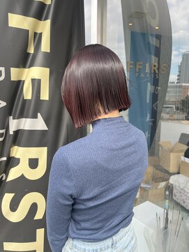 コワファースト 大分(COIFF1RST) ぱつっと切りっぱなしボブ！ピンクグレージュカラー