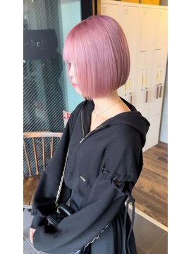 ジルバイジゼル(JILL by GiseL) 淡めピンク ボブ ケアブリーチ ハイトーン