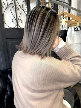 シェルヴ(XELVE) 【白髪対応】シャドウルーツバレイヤージュ