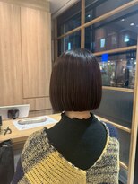 アース 三軒茶屋店(HAIR&MAKE EARTH) マフラーに合う、すっきりとした切りっぱなしボブ【三軒茶屋】