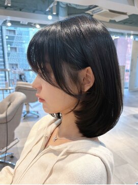 マインバイアフロートギンザ(MYNE by AFLOAT GINZA) レイヤーボブ／ワンカール／ワンカールパーマ／顔周りカット