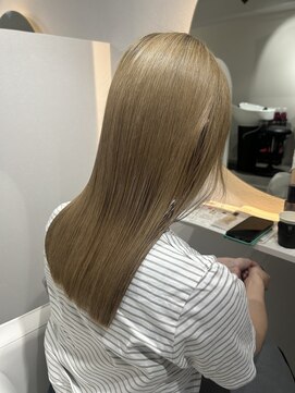 レヴァ(LEVA) 茨木ハイトーン×ケアブリーチベージュ