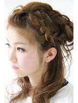マルルヘアーデザイン(Maururu)&nbsp;編みこみハーフアップスタイル