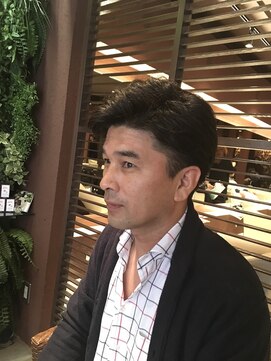 シュバルツ(schwarz) エグゼクティブツーブロック＋ デジタルパーマ