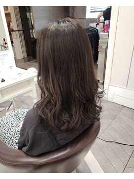 ヘアメイクガーデン(HairMake GARDEN) グレージュカラー