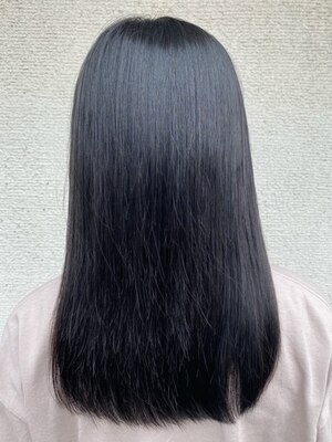 日本人の髪質を研究して作られた【Aujua】あなたに最適の薬剤を選定してご提供☆髪の内部からうるツヤに♪