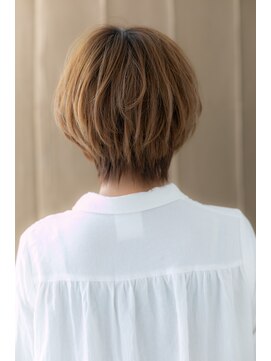 カバーヘアアンドスパ ブリス 浦和(COVER HAIR&SPA bliss) 外国人風こなれハイトーン小顔束感ショートZ浦和10代20代30代