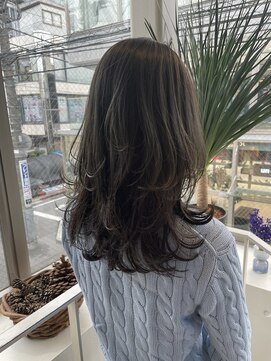 アクアオモテサンドウ(ACQUA omotesando) *セミロングウルフレイヤーカット!ブリーチなしグレージュ