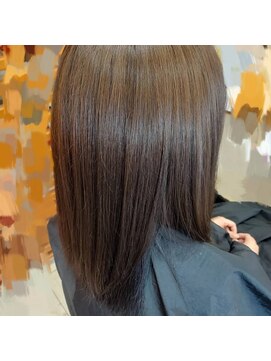 サロン ド アベニュー さりげないインナーカラー★