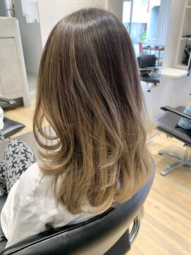 リラヘアー(Rela hair) デザイングラデーションカラー