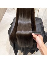 アンダーバーホワイト 広島 並木店(_WHITE)&nbsp;髪質改善美髪ストレート