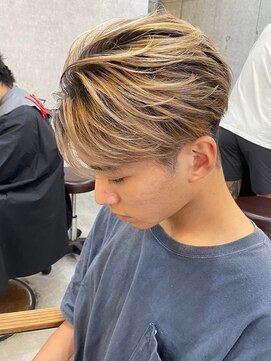 エルマーク 梅田(L-MARK) センターパートブリーチダブルカラーフェイスフレーミン