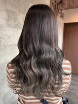 ミルヘアデザイン(mil hair design)&nbsp;ミルクティーベージュレイヤーインナーカラーグレージュカラー