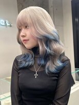 ソル ジングウマエ(SOL JINGUMAE)&nbsp;ダブルカラー外ハネボブインナーカラーハイライトケアブリーチ