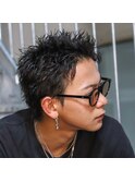 黒髪スパイキー