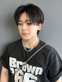 【広く停めやすい駐車場有☆】金沢駅西エリアでお仕事帰りも通いやすい立地と高い技術で、メンズもお任せ◎