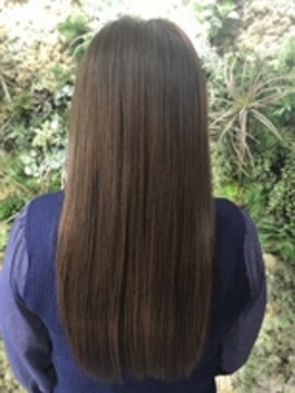 ヘアメイク アンティ シャンドラ縮毛矯正＋HUEグロス♪