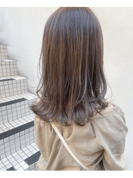 フロート 小阪店(float) グレージュ_小顔,オリーブカラー,ハイライトカラー