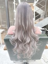 デイズ(days) ハイトーンカラー/外国人風アッシュグレージュカラー ロング