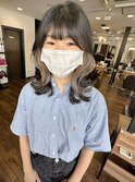 くびれヘア/フェイスレイヤー/イヤリングカラー