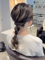 ケリーアン 太田(kelly.un)&nbsp;編みおろしアレンジ / お呼ばれヘアセット / バレイヤージュ