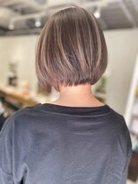 アヴァンス 京橋店(AVANCE)&nbsp;首元すっきりボブ！白髪ぼかしハイライト