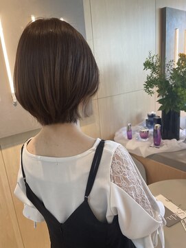 シダ(sida SAIIN) 【西村】20代30代髪質改善チラ見せイヤリングカラー