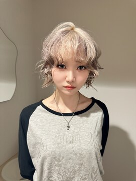 モニカ 栄店(MONIQA) ミルクティーベージュ