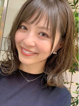 マーフ(murph)の写真/前髪顔まわりは骨格に合わせて“小顔見せ☆”結んでもおろしてもキマるスタイルに。