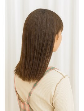 ストーリー バイ ジュエル 関内駅前店(Story by JEWEL) ナチュラルストレートミディ