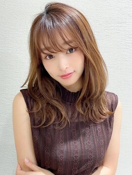 ラルユー 金山(LallYou) 2wayバングでイメチェン！顔まわりレイヤーくびれヘアが人気