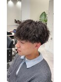ツイストスパイラルマッシュ刈り上げツーブロックメンズパーマ